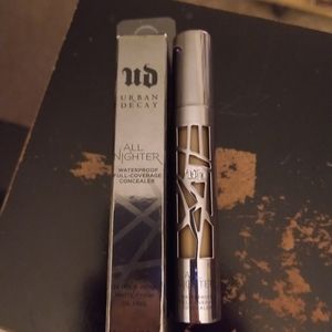 UB all nighter concealer